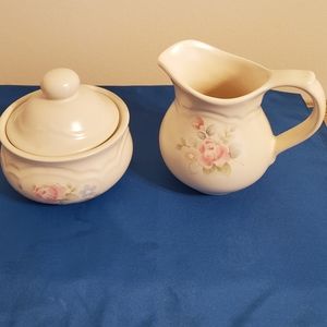 Pfaltzgraff rose pattern sugar and creamer set.